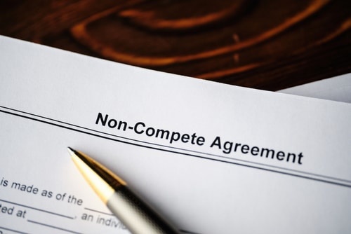Noncompetes Under Scrutiny: The FTC Signals a Case-by-Case Reckoning for Employers